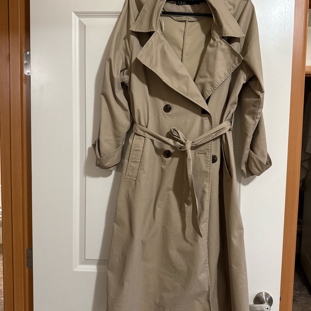 Zara Beige Trench Coat Size M – Classic Double Breasted with Belt